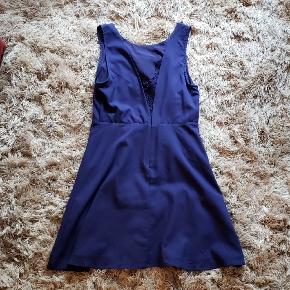 FOREVER 21 L crepe lace back detail blue dress